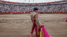 Andrés Roca Rey, torero peruano, está con pronóstico reservado tras ser corneado por toros en España
