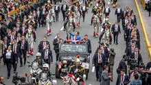 Gran Parada Militar: alcalde de San Borja es captado escoltando a caballo a la presidenta Boluarte