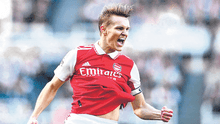 Arsenal celebra en casa tras vencer al Manchester United