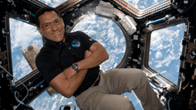 Astronauta de la NASA que lleva un año varado en el espacio se comunica por última vez con la Tierra desde la EEI