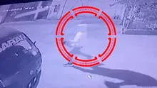 ¡Explotan combi en Los Olivos! Delincuentes colocan bomba en vehículo para cobrar cupo
