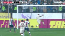¡Silenció Matute! Mira el golazo de Edison Flores de cabeza para abrir el camino del triunfo