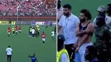 Mohamed Salah casi es atacado durante un partido de África y salió escoltado por militares
