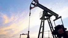Precios del petróleo caen por la inquietud ante el retraso de la reunión de la OPEP