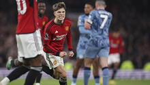 Manchester United volteó 3-2 a Aston Villa con doblete de Garnacho y le da un respiro a Ten Hag