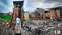 Iquitos: entre escombros, basura y aguas estancadas viven damnificados de incendio en Punchana