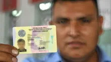 ¿Hasta qué edad se puede tramitar una licencia de conducir en el Perú?