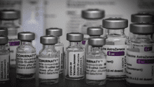 AstraZeneca admite legalmente que su vacuna contra COVID-19 puede causar trombosis