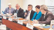 Piden a OEA que aplique la Carta Democrática al Perú