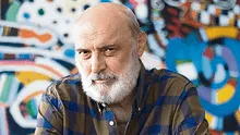 Fernando Ampuero: "Simplemente me siento a una mesa y acometo una historia y entonces afronto todos los retos que se presentan"