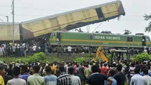 Tragedia en la India: al menos 8 muertos y más de 50 heridos deja brutal choque entre 2 trenes