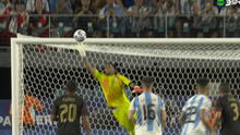 ¡Enorme Pedro Gallese! Arquero de Perú evitó el 1-0 de Argentina con tapadón a Leandro Paredes