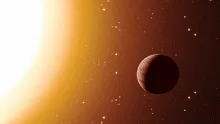 Telescopio James Webb de la NASA detecta un exoplaneta del tamaño de Júpiter en el que llueven rocas de noche