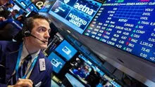 Wall Street repunta y se recupera de la caída mundial de mercados