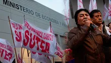 Huelga de hambre del Sutep llegó hasta el Ministerio de Economía: docentes protestan en 4 regiones del Perú