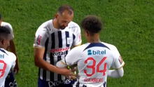 Paolo Guerrero debutó con Alianza Lima tras 22 años: ingresó por Barcos y portó la cinta de capitán