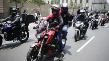 Motociclistas protestan frente a Congreso por nueva ordenanza: "Nos roban, no compramos moto para el sicariato"