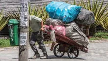 La deslumbrante razón por la que un reciclador devolvió una caja de cartón con 68 mil dólares dentro