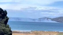 Incendio en Lago Titicaca: siniestro de gran magnitud amenaza islas flotantes en la Península de Chucuito, en Puno