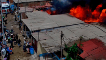 Fuerte incendio afecta cuatro inmuebles en Ventanilla: bomberos atienen la emergencia