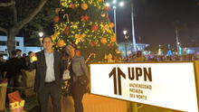 Universidad Privada del Norte enciende árbol navideño en el Festival de Luces y Colores de Trujillo