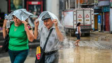 Senamhi alerta sobre lluvias intensas y eventos climáticos extremos en Lima y 15 regiones desde el 8 de abril Senamhi alerta sobre lluvias intensas y eventos climáticos extremos en Lima y 15 regiones desde el 8 de abril