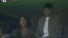 Hinchas del Real Madrid pifean a Kylian Mbappé en pleno partido y así reaccionó el francés Hinchas del Real Madrid pifean a Kylian Mbappé en pleno partido y así reaccionó el francés