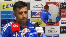 César Farías, DT que sonó en Universitario, pierde los papeles e increpa a periodista en conferencia: "Me quieres exponer"