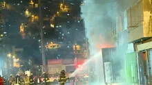 Incendio de gran magnitud consume almacén de productos químicos en San Luis: 15 unidades de bomberos en la emergencia
