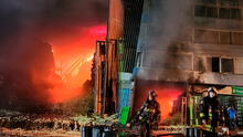 Incendio de gran magnitud consume almacén de productos químicos en San Luis: 4 personas evacuadas por asfixia