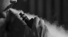 Daño pulmonar por cigarrillos electrónicos, por Percy Mayta- Tristán
