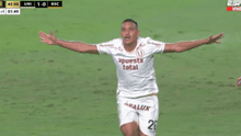 ¡Explota el Monumental! Álex Valera anota golazo de cabeza ante Barcelona SC y Universitario sueña en la Copa Libertadores