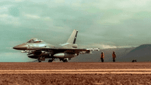 Fuerza Aérea de Chile en alerta por posible espionaje tras detener a bolivianos en base militar del norte