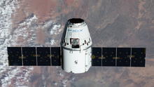 Así es la cápsula Dragon de SpaceX que ha vuelto a la Tierra con experimentos de la Estación Espacial Internacional