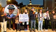 Con velas y oraciones, familiares de Ashley Vargas realizan vigilia tras su desaparición: "Te esperamos"