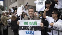El plantón y una protesta que reúne a cientos de artistas