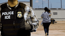 Redadas de ICE en Los Ángeles: abogados denuncian condiciones inhumanas en arrestos de familias inmigrantes Redadas de ICE en Los Ángeles: abogados denuncian condiciones inhumanas en arrestos de familias inmigrantes