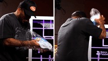 Jefferson Farfán y su curiosa reacción al recibir camiseta de Sporting Cristal de Roberto Mosquera: "Nos matan, 'profe'" Jefferson Farfán y su curiosa reacción al recibir camiseta de Sporting Cristal de Roberto Mosquera: "Nos matan, 'profe'"