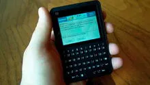 El 'celular' que fracasó porque no aceptaba llamadas ni mensajes: solo servía para ver y enviar tuits El 'celular' que fracasó porque no aceptaba llamadas ni mensajes: solo servía para ver y enviar tuits