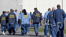 Gobierno evalúa recibir presos extranjeros desde Estados Unidos, pese a que no cumple con deshacinamiento en cárceles