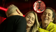 Raúl Romero protagonizó romántico momento con su esposa Carolina García en su show y público reaccionó: "Beso chupón"