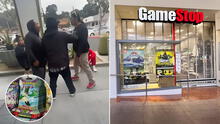 Apuñalado por ir a comprar cartas Pokémon: hombre es atacado con botella rota en fila de tienda de Colma, California Apuñalado por ir a comprar cartas Pokémon: hombre es atacado con botella rota en fila de tienda de Colma, California