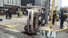 Aparatoso accidente en la av. Arequipa deja 4 heridos: auto terminó volcado tras despiste