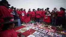 Familiares de víctimas de la represión del Estado se reunen en protesta simbólica en el Cerro San Cristobal