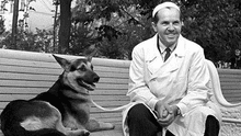 Vladímir Demikhov, el científico soviético que aterrorizó al mundo con experimentos reales con perros de 2 cabezas