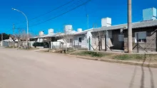 Mujer en estado de desnutrición es rescatada en Argentina: habría sido encerrada por su esposo e hija por 20 años