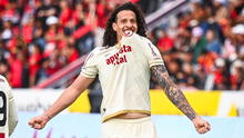 Universitario derrotó 1-2 a FBC Melgar en Arequipa y recuperó la punta del Torneo Clausura. Universitario derrotó 1-2 a FBC Melgar en Arequipa y recuperó la punta del Torneo Clausura.
