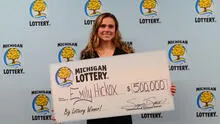 A Festive Surprise: American Woman Wins $500,000 From a Christmas Lottery Ticket Gift