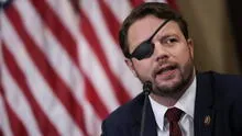 Dan Crenshaw’s hot mic moment as Texas Republican heard saying he’d ‘kill’ Tucker Carlson
