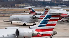 Plane carrying U.S. House members clipped by aircraft at Reagan National Airport